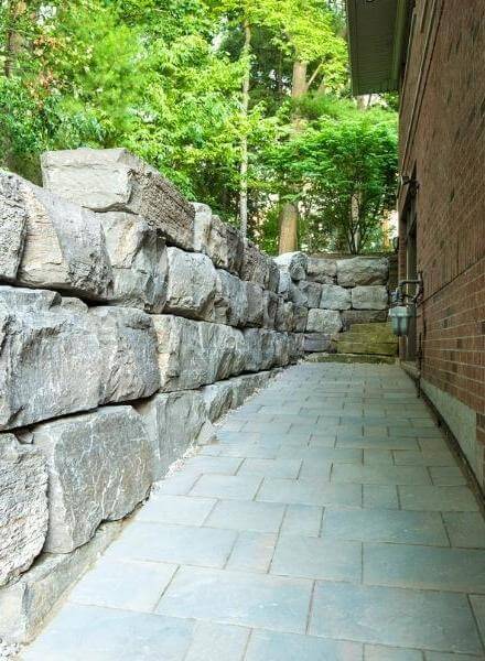 custom landscape design retaining wall